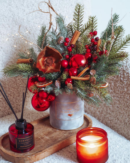 Kompozycja świąteczna czerwień cynamon cytrusy  (PREMIUM)