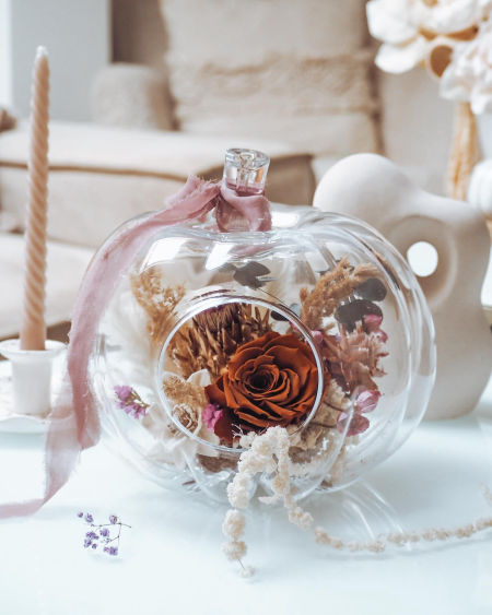 Dynia szklana dekoracja z wieczą różą (PREMIUM)