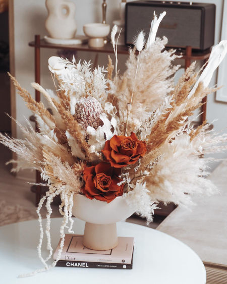 Kompozycja w ceramicznej osłonce boho wieczne róże (PREMIUM)