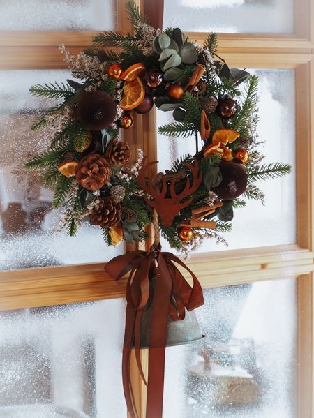 Wianek na winorośli czekoladowy dzwon  (PREMIUM)