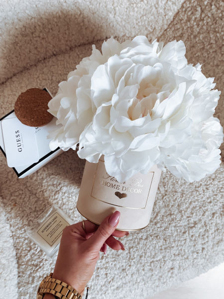 Flower Box peonie jedwabne kremowe (PREMIUM)