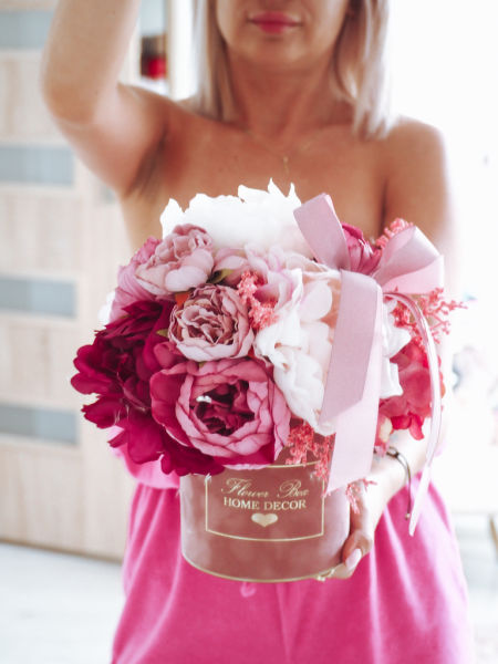Flower Box bukiet z piwonii